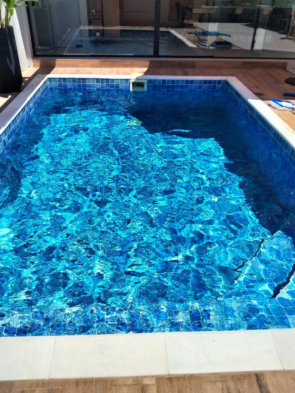 LIMPEZA DE PISCINA 