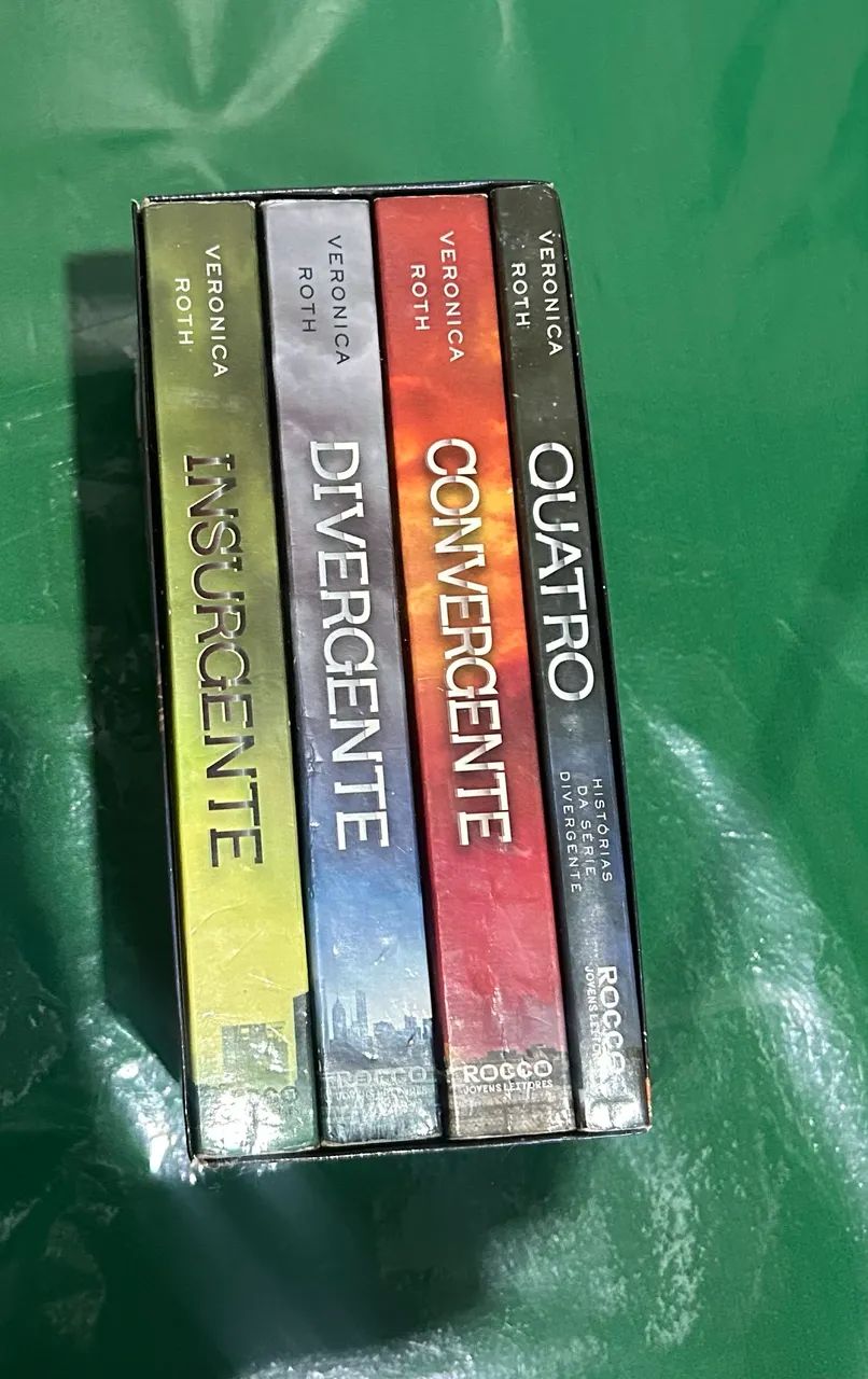 Box Livros Divergente - Foto 2