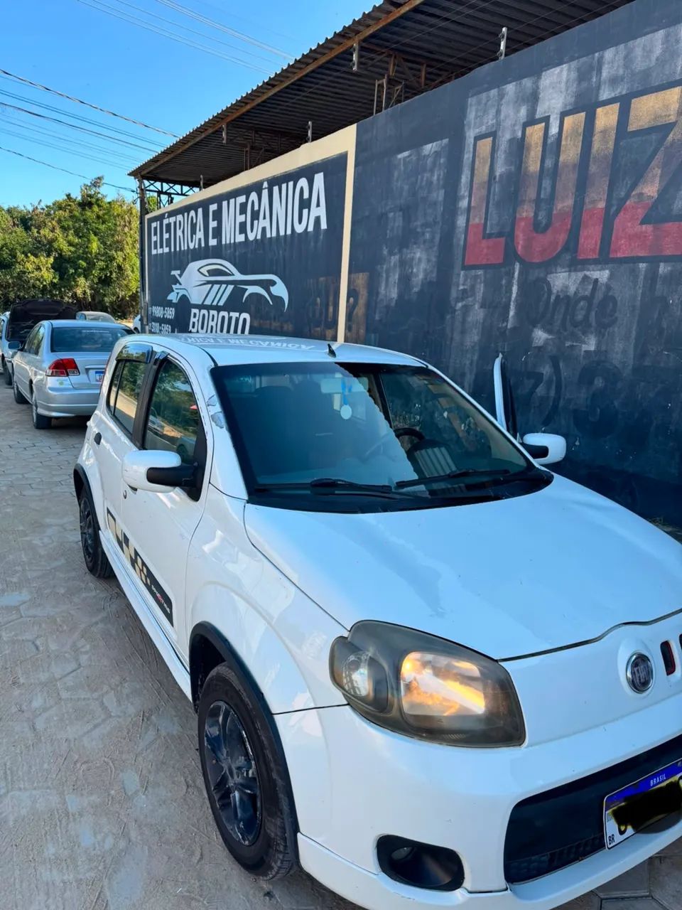 Fiat Uno Sporting 1.4 EVO Fire Flex 8V 4P 2012 - Foto 2