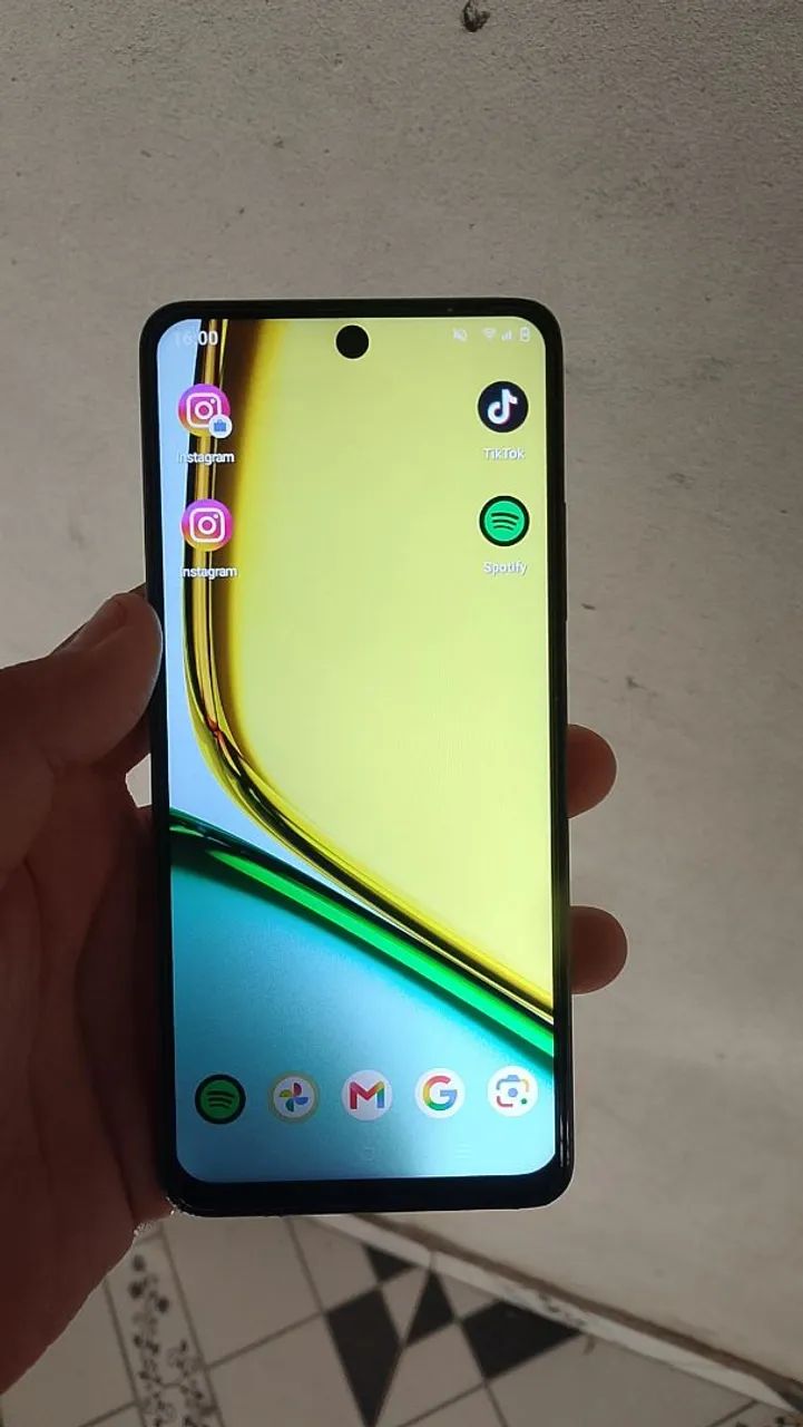 Celular realme C67 - Foto 2