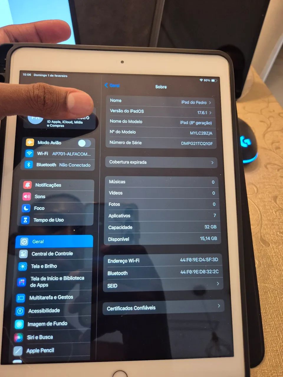 iPad 8ª Geração 32gb + Apple Pencil 1ª Geração - Tablets e E