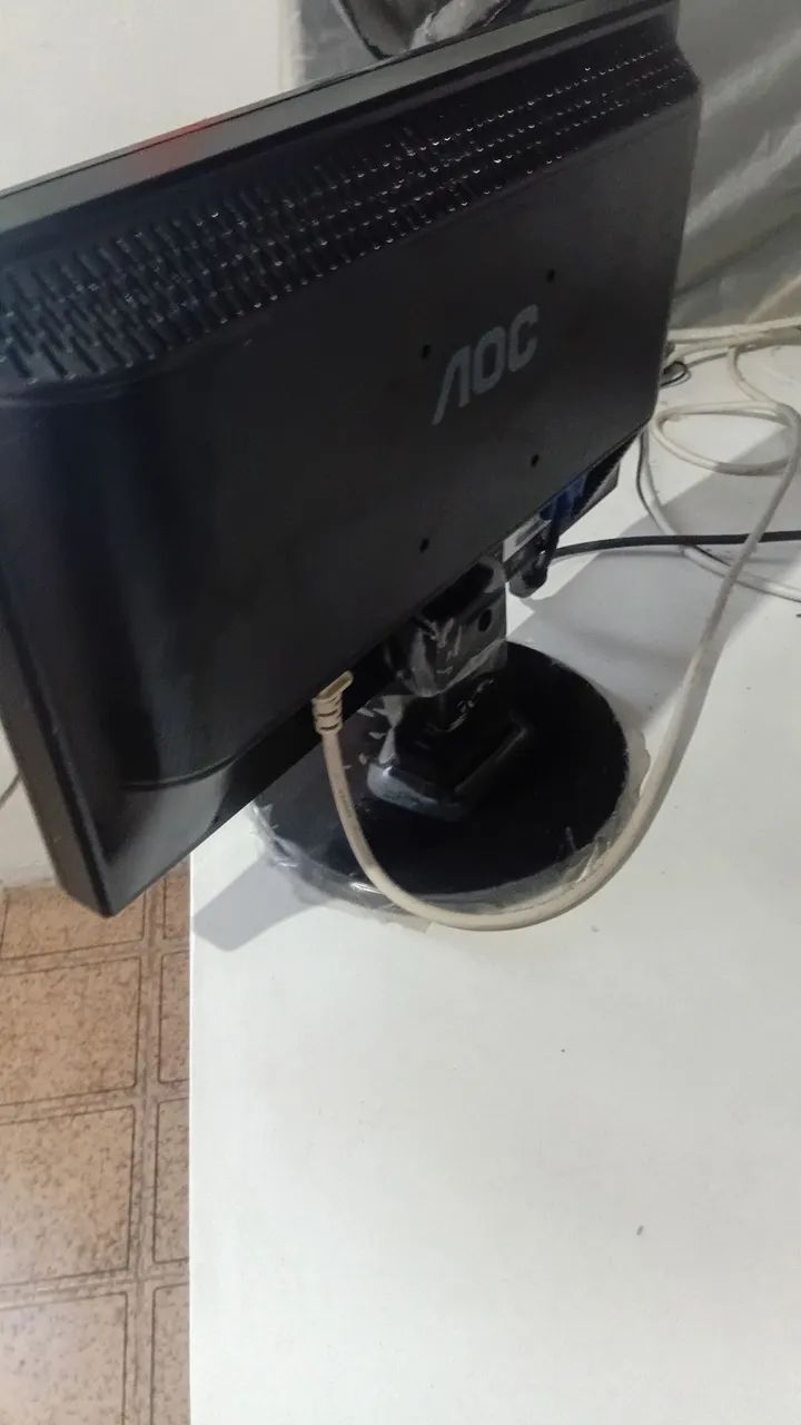 Monitor AOC led 15polegadas. - Foto 2