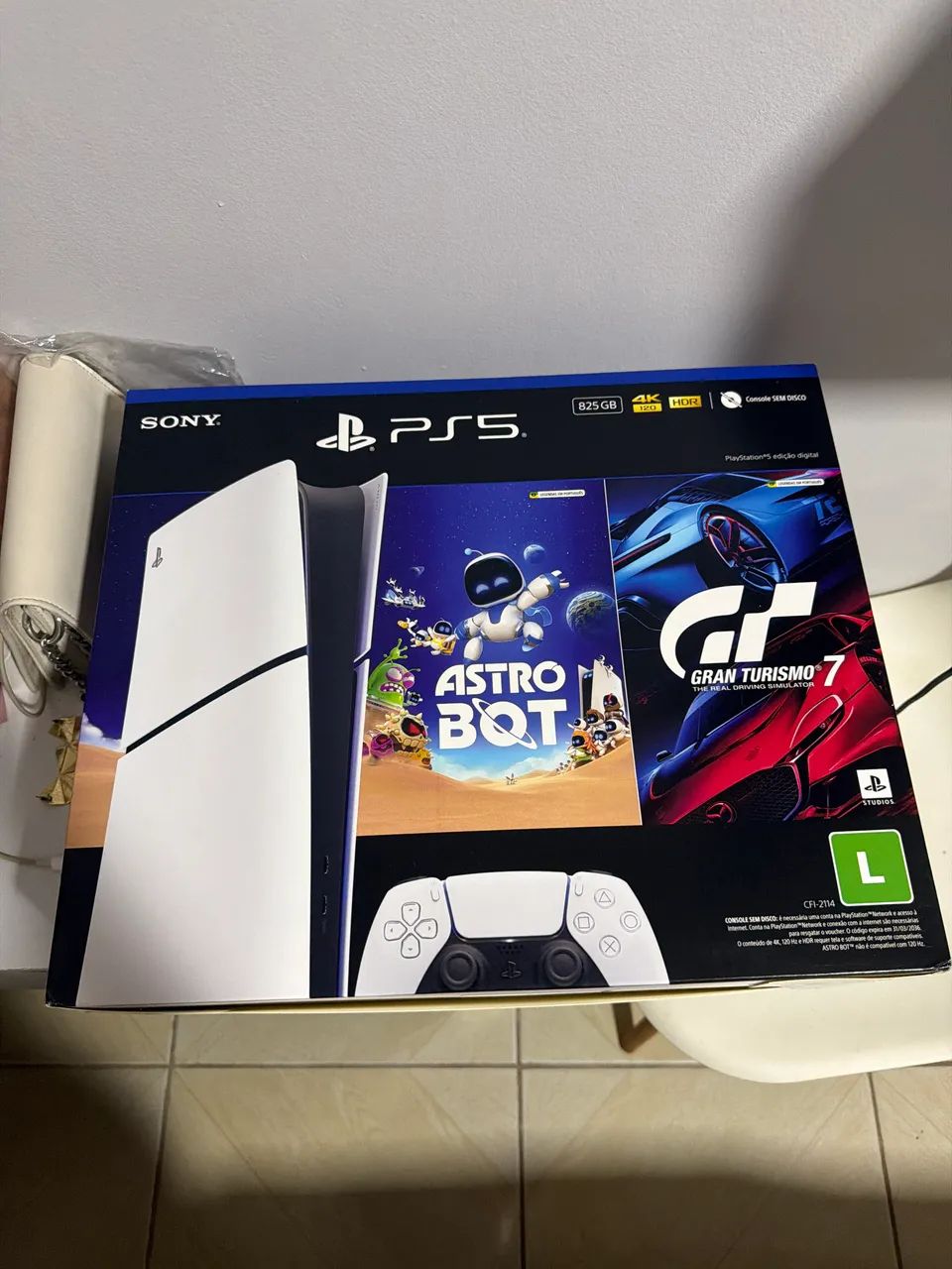 PS5 825gb 2 jogos 