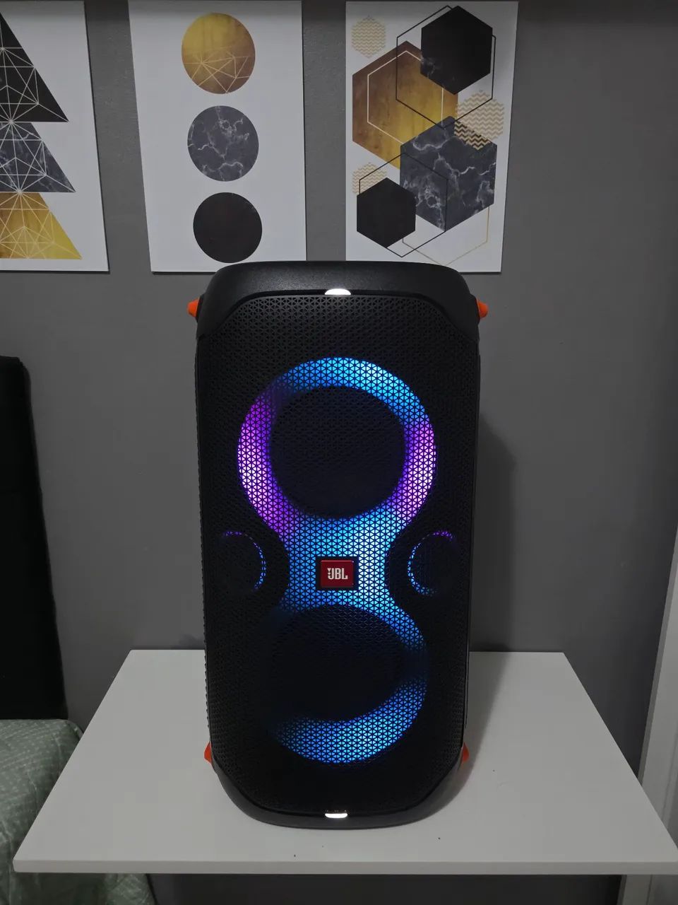 Caixa JBL Partybox 110