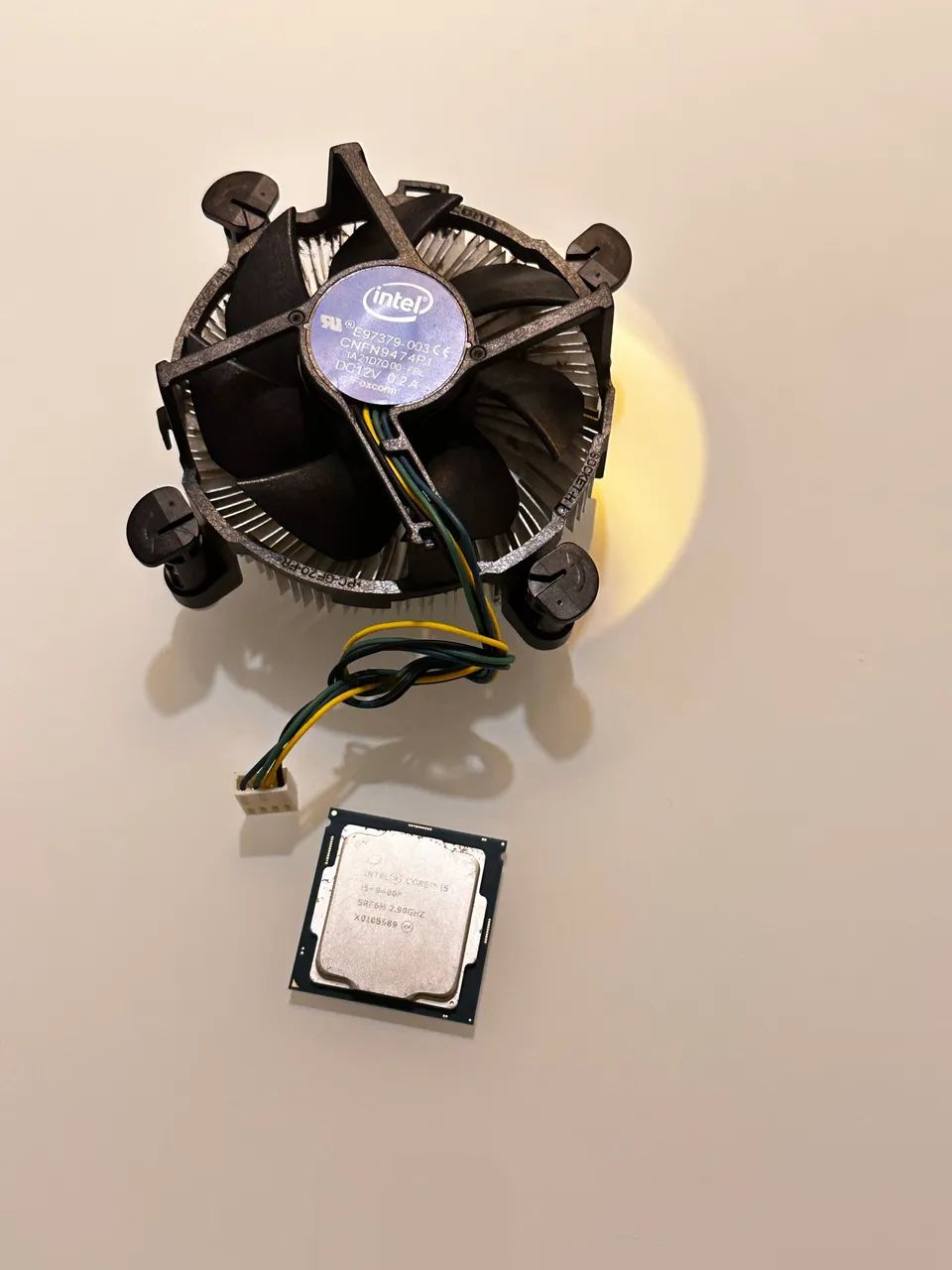 Processador Intel Core i5-9400F + Air Cooler Intel