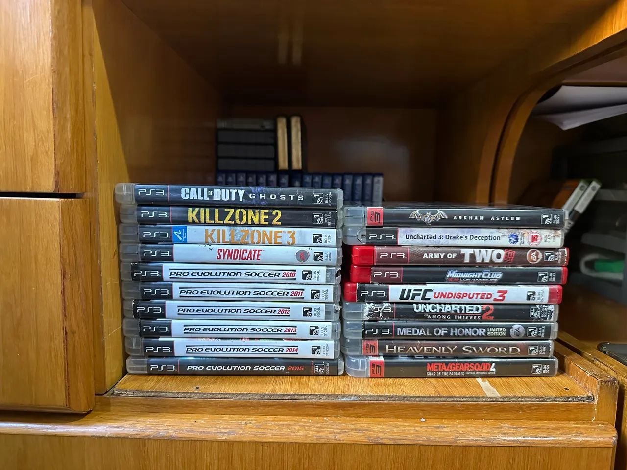 Ps3 completo com 13 jogos e 3 controles  - Foto 2