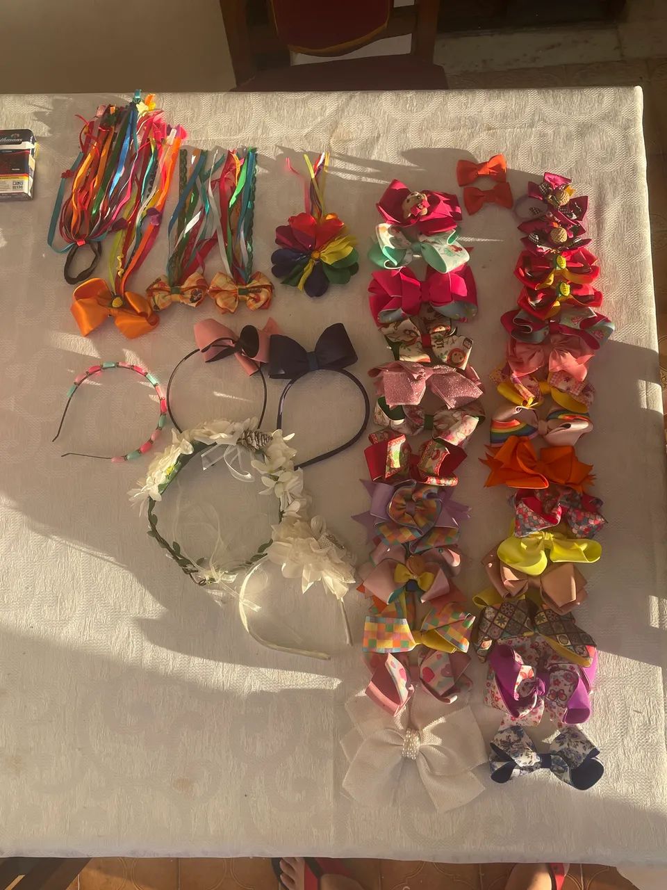 27 Laços e 5 Tiaras - Foto 2
