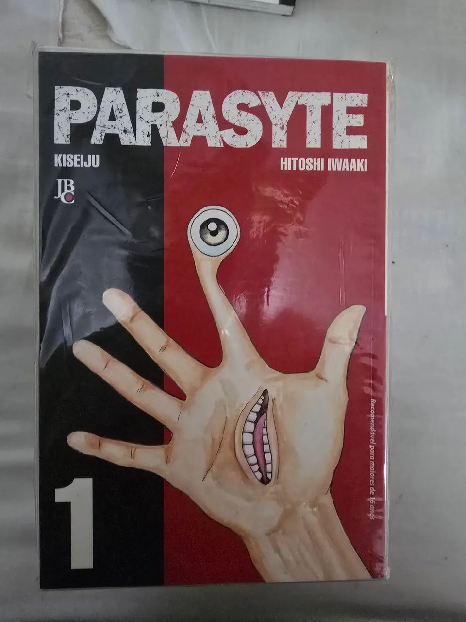 Mangá Parasyte 1