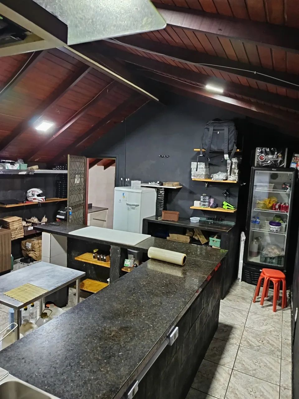 Vende-se cozinha montada!