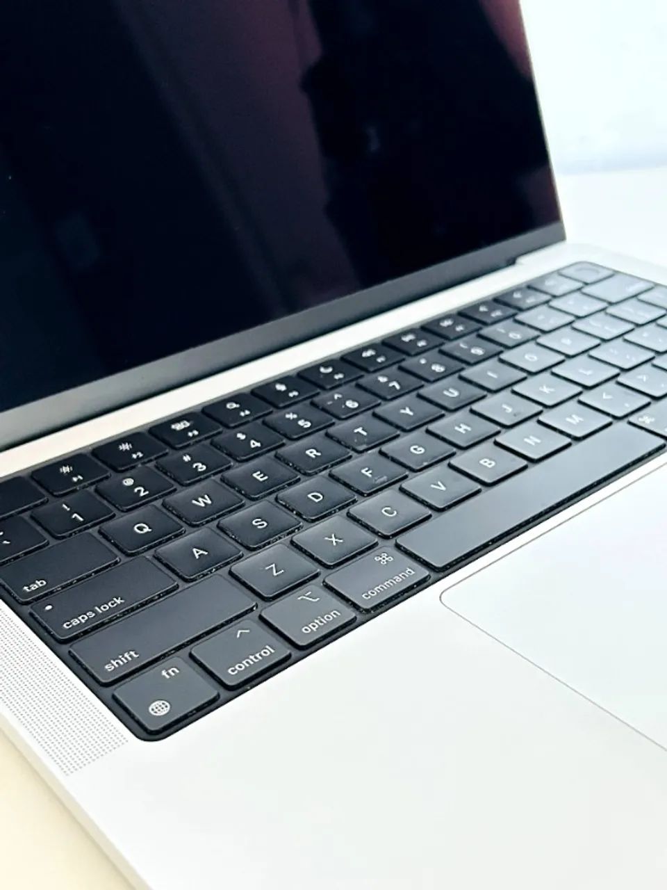 MacBook Pro M3 Pro 14