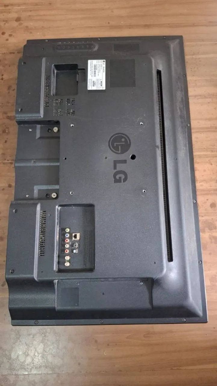 Vendo TV para retirar peças  - Foto 5