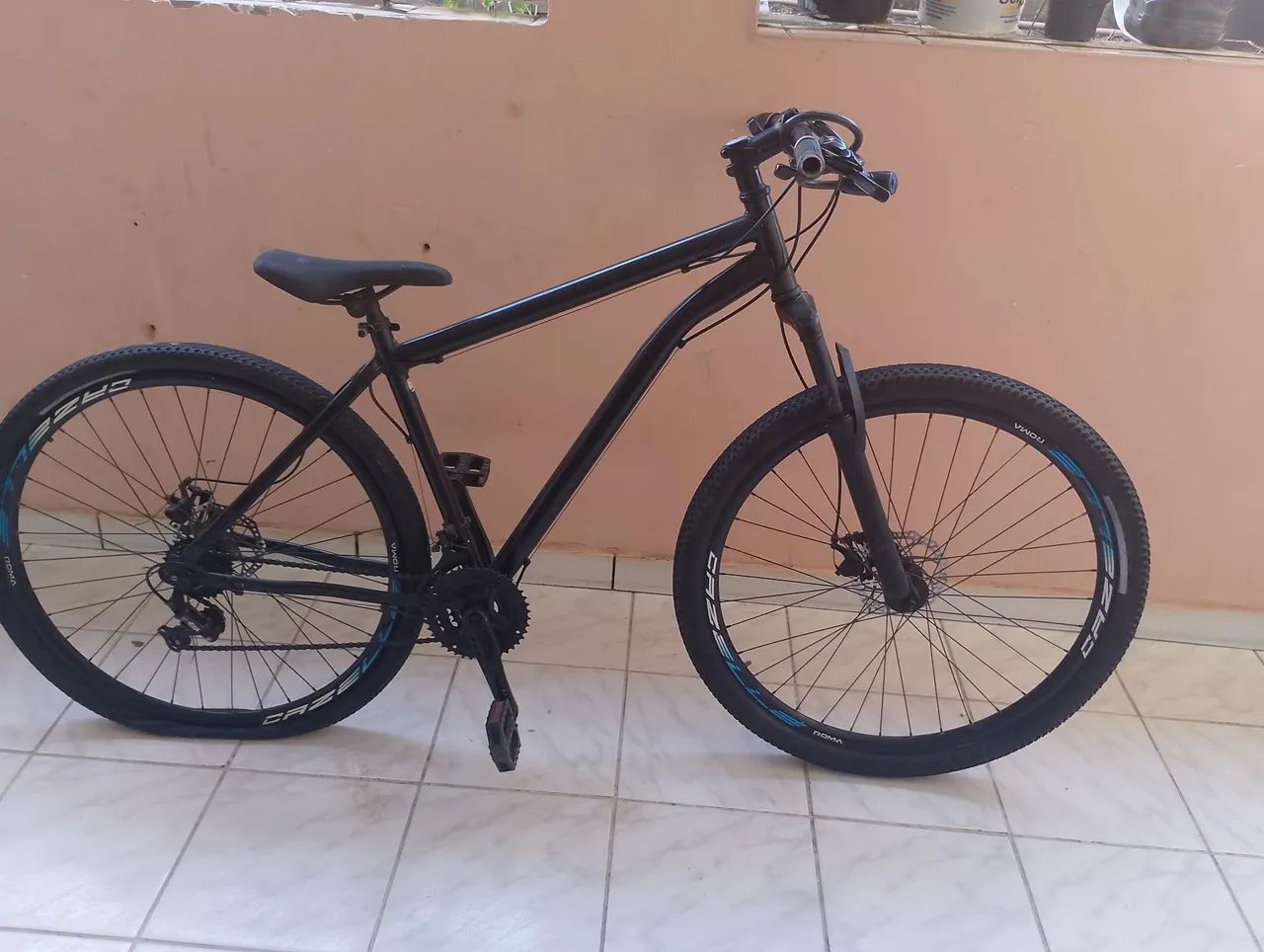 BICICLETA ARO 29 APENAS COM PINEL FURADO E UM PEQUENO PROBLEMA NA MARCHA  - Foto 4