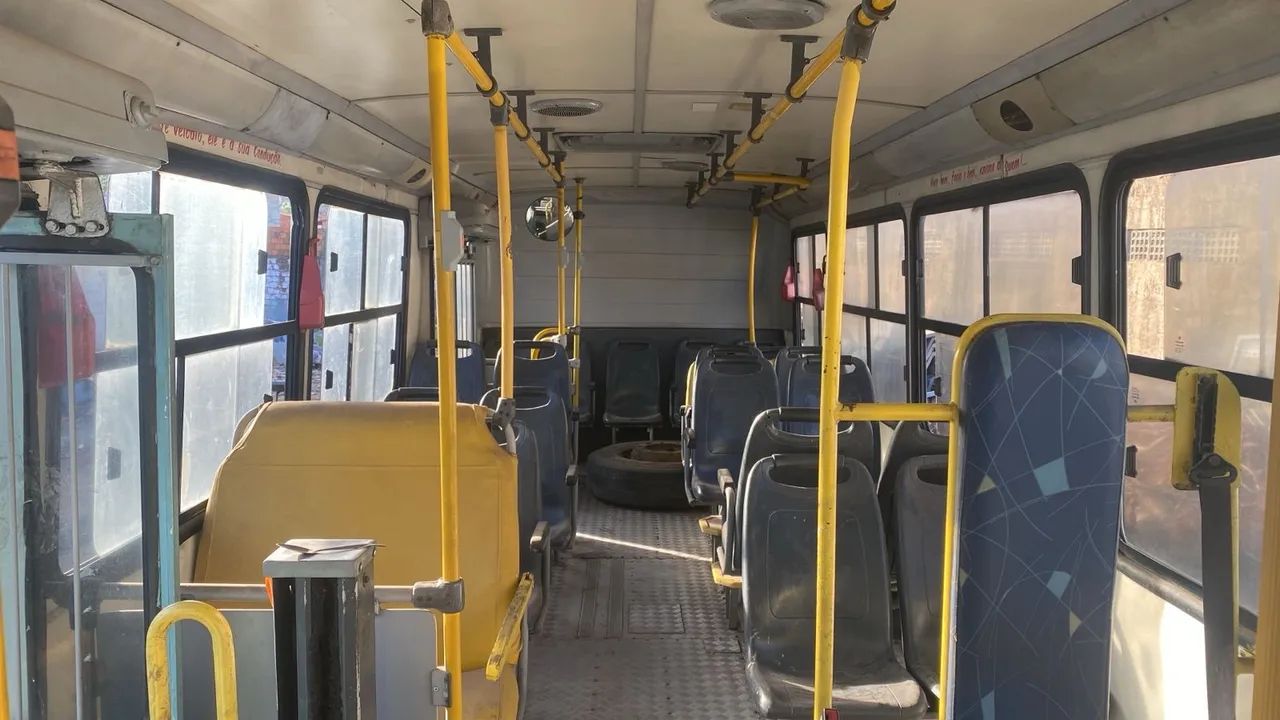 Ônibus 2010 - Foto 4