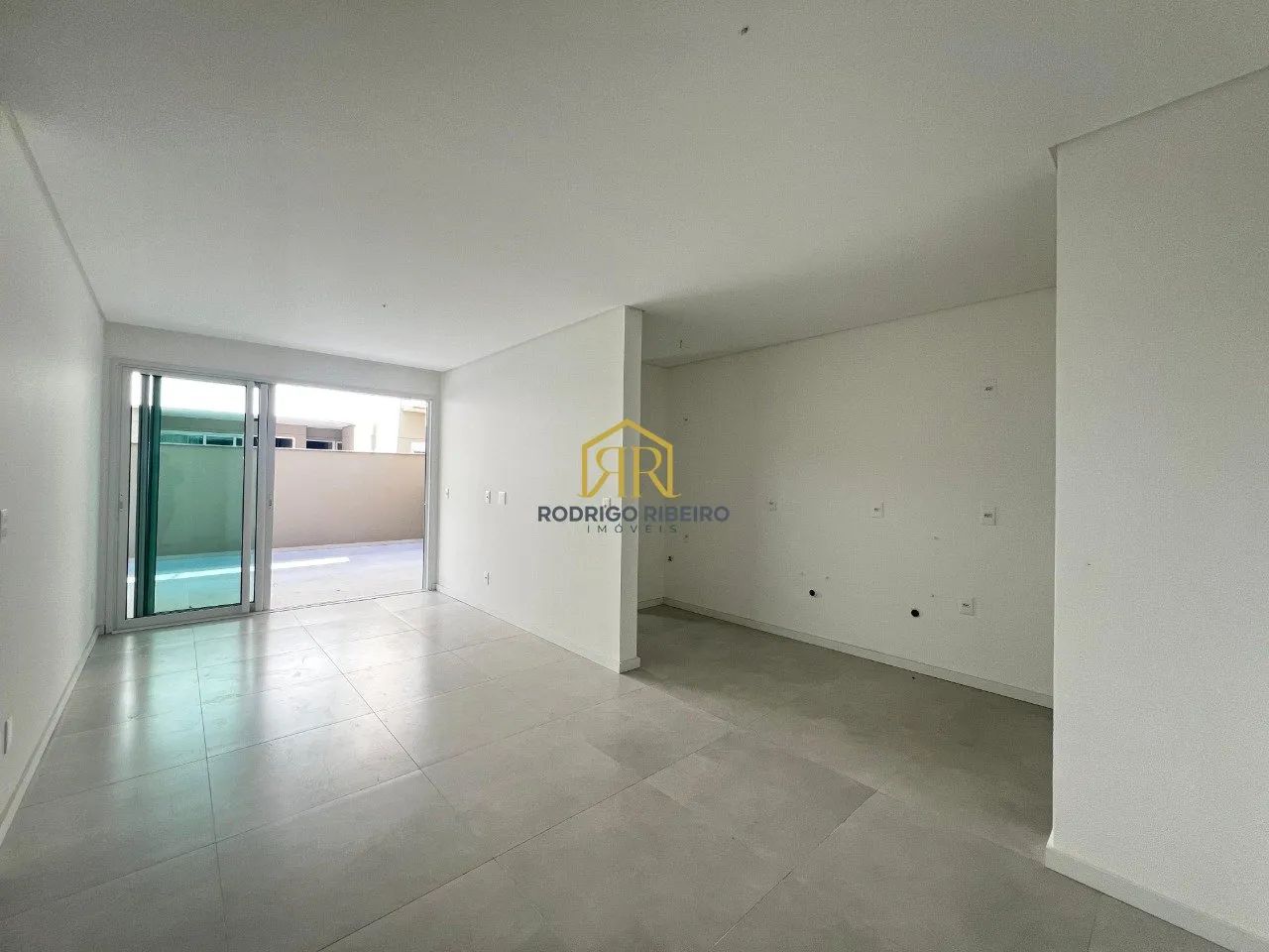 Seu novo refúgio moderno, aguardando por você! - Foto 3