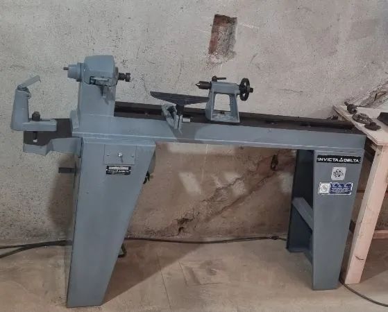 Torno Invicta Delta