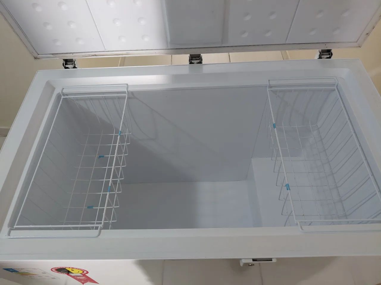 Freezer Horizontal Philco 295 litros - Foto 2