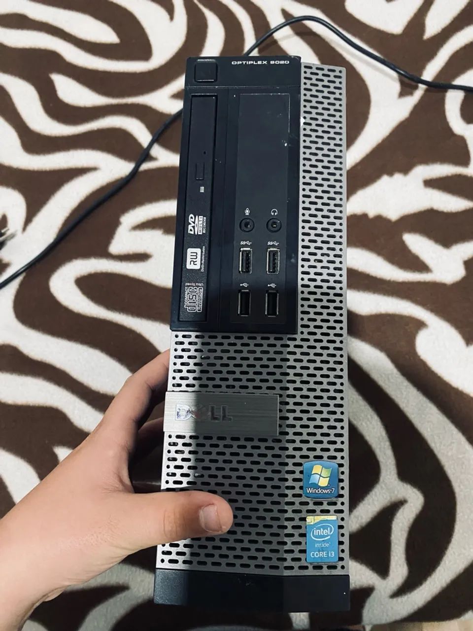 CPU