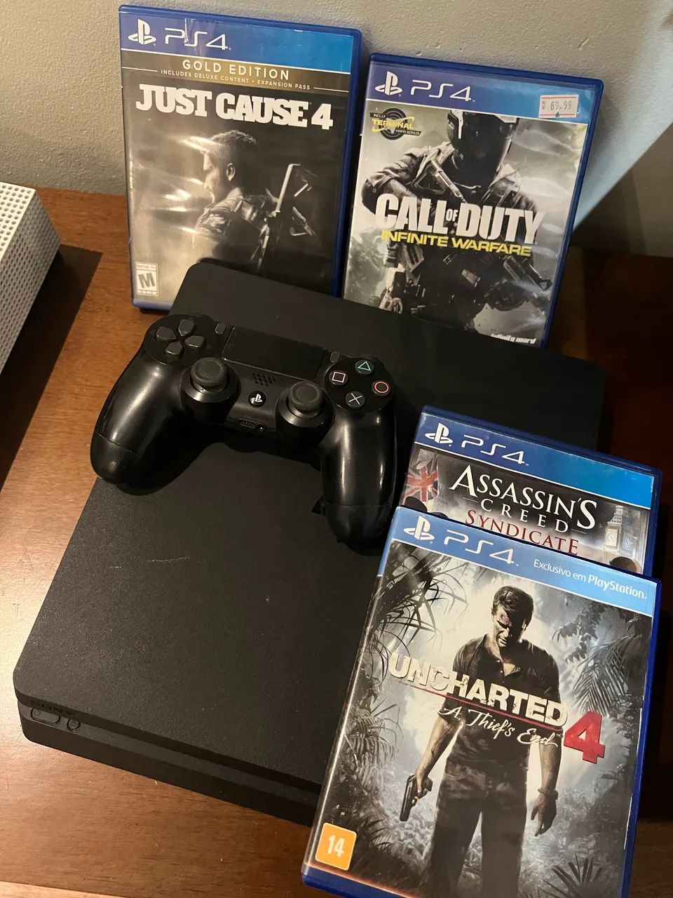 PS4 slim 