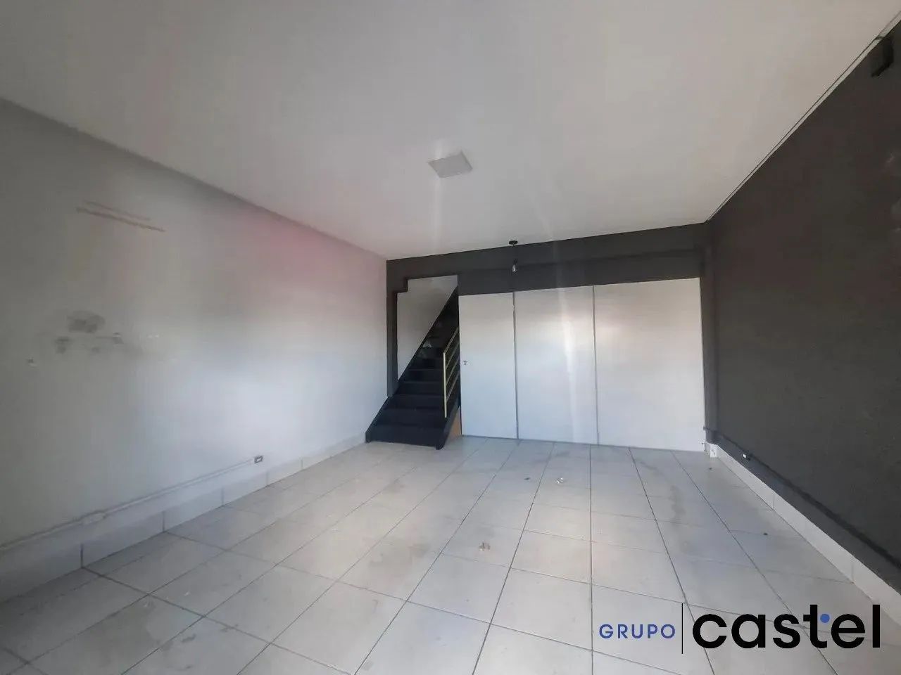Sala comercial Setor Vila Morais de frente a estação vila morais