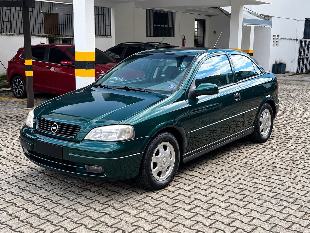 Chevrolet Astra 2.0/ CD/ Sunny/ GLS 2.0 8V 3P 1999