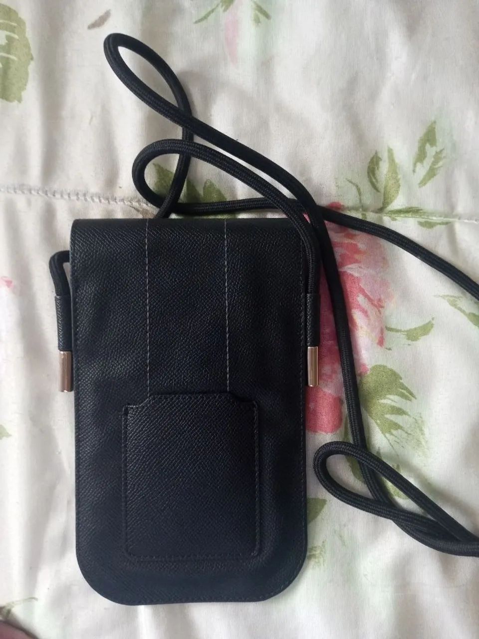 Bolsa Guess pequena de ombro  - Foto 3