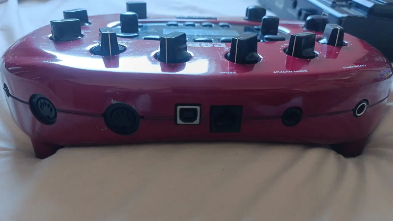 Pedalboard/Controller440255324976599041