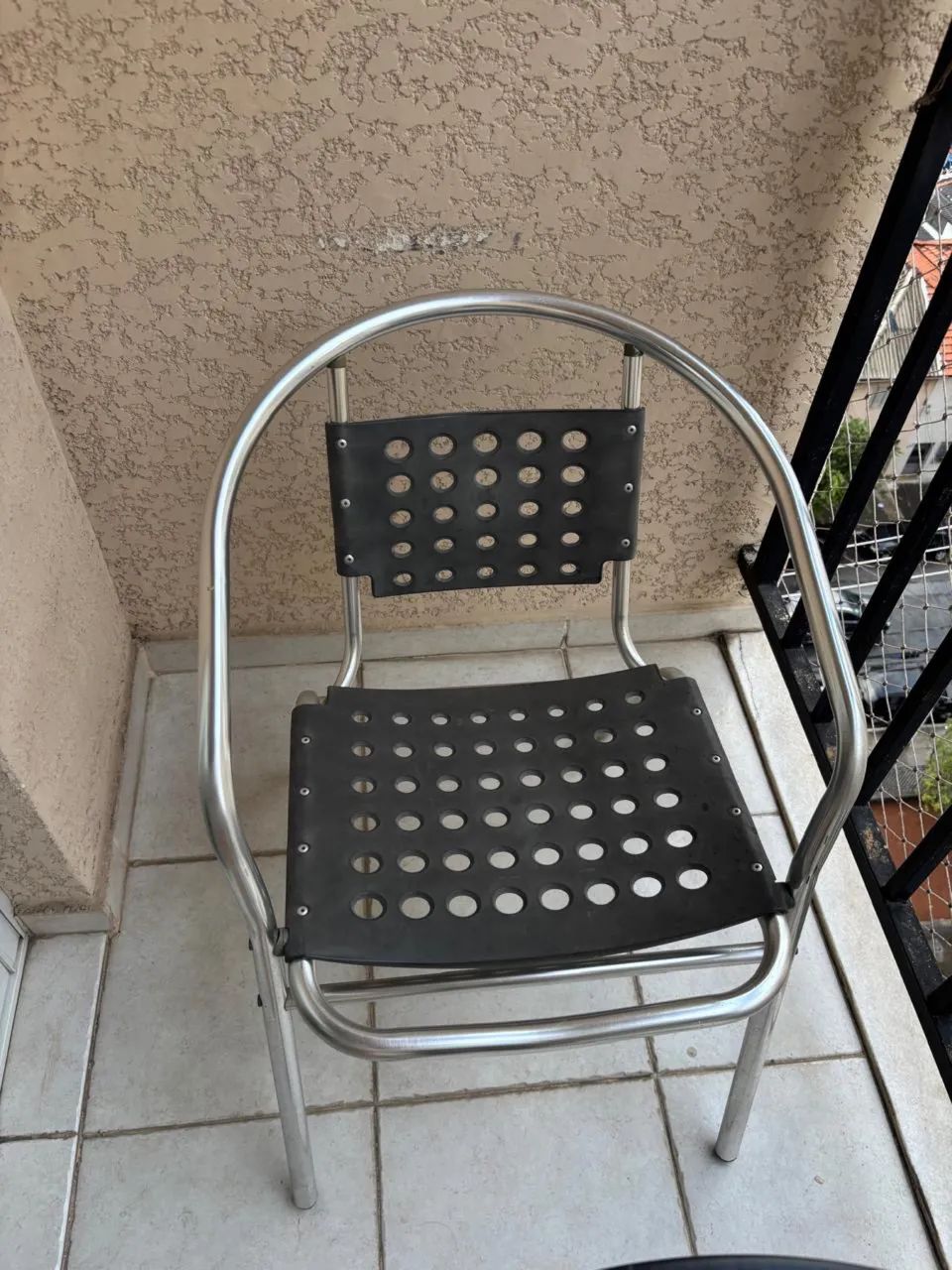 Conjunto de mesa e 2 cadeiras para varanda - Foto 4