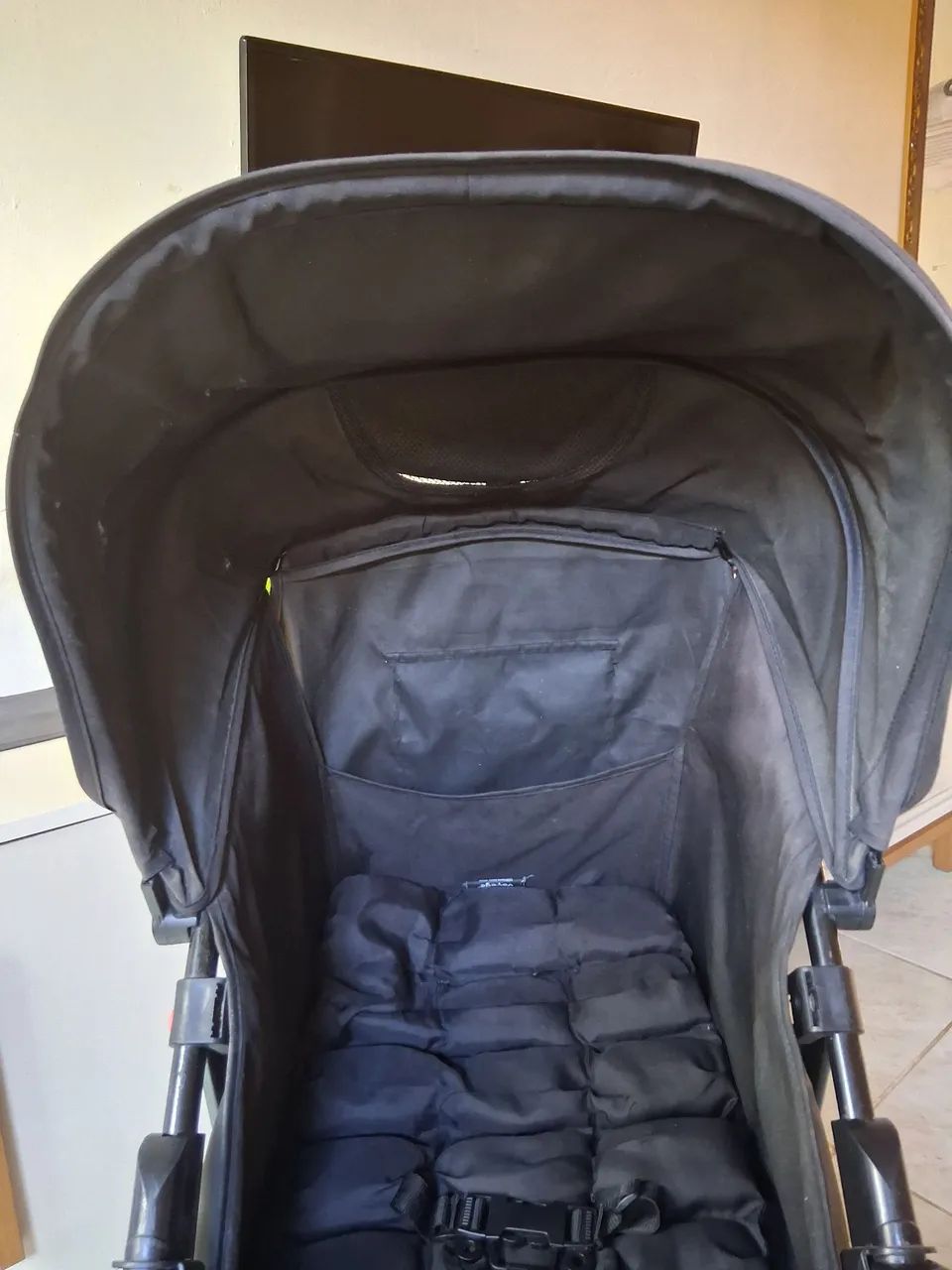Kit carro de bebê e bebê conforto - Foto 2