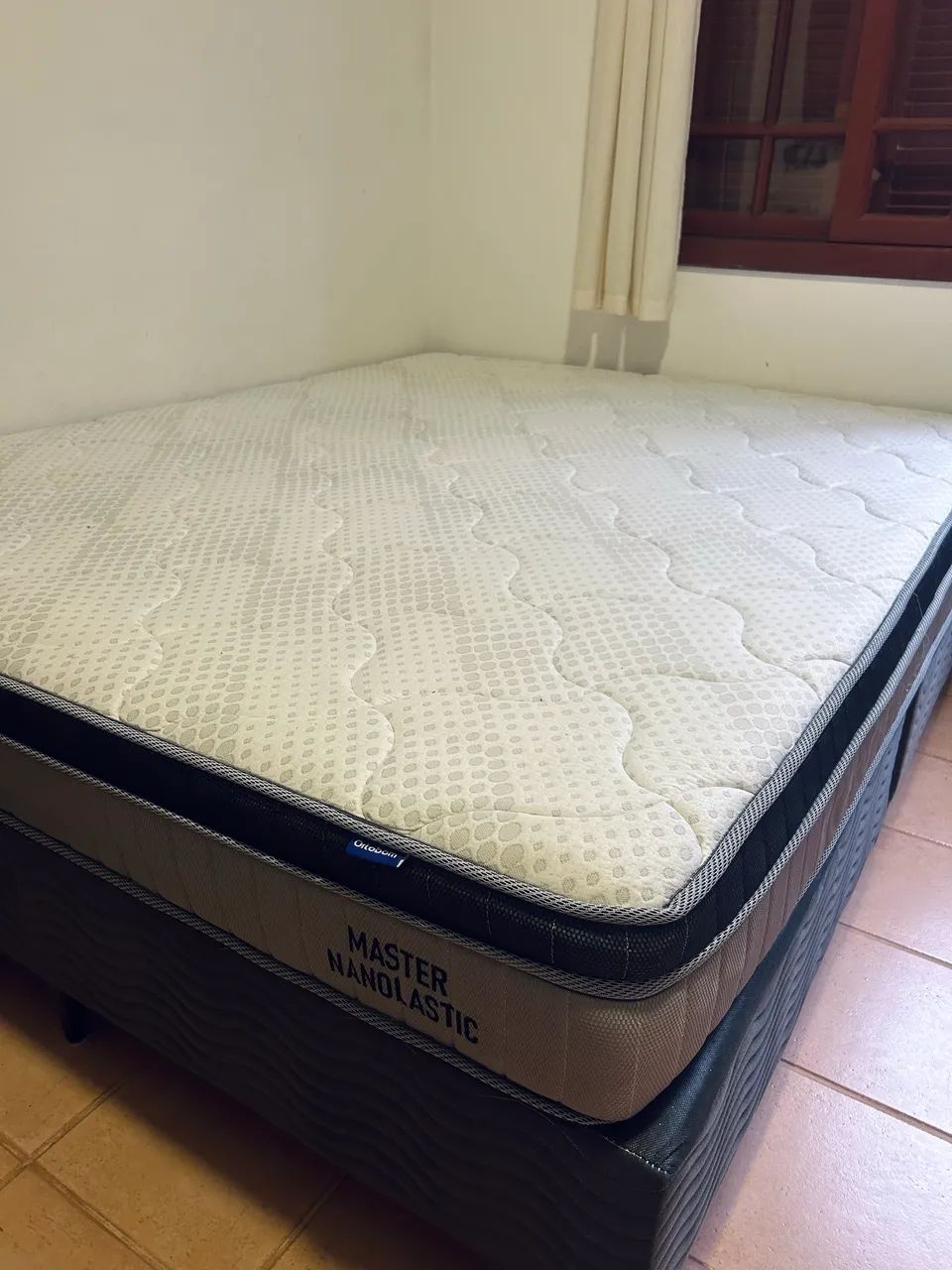 CAMA BOX QUEEN COLCHÃO ORTOBOM - Novinha   - Foto 4