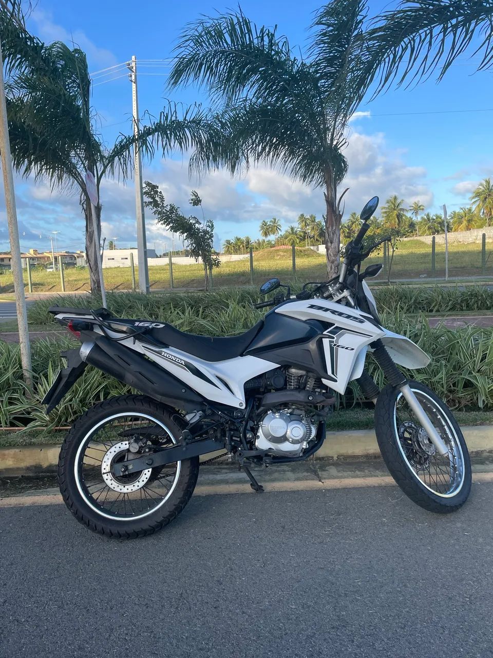 Vendo Honda Bros 160 