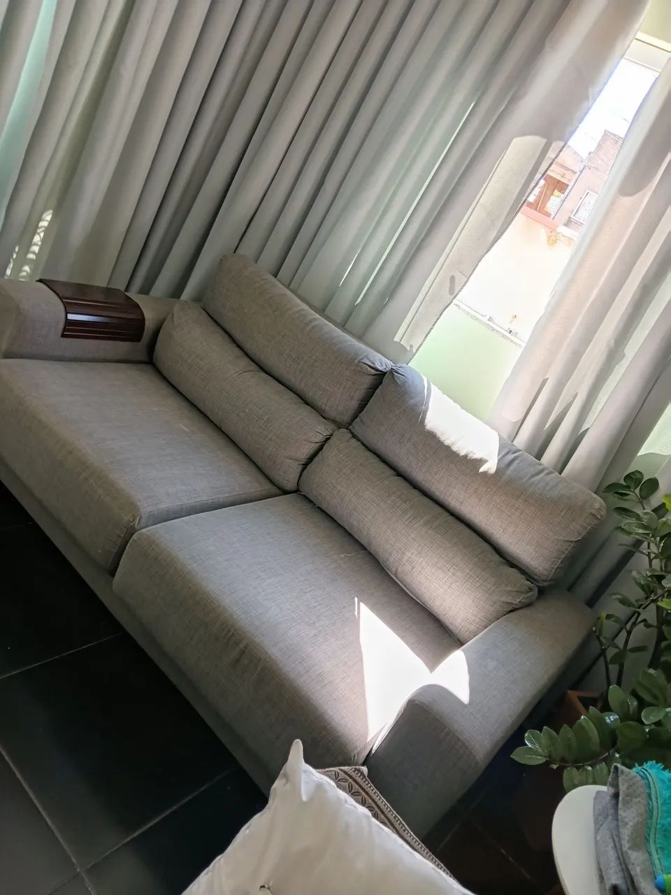 Sofá  estrutura metálica  - Foto 3