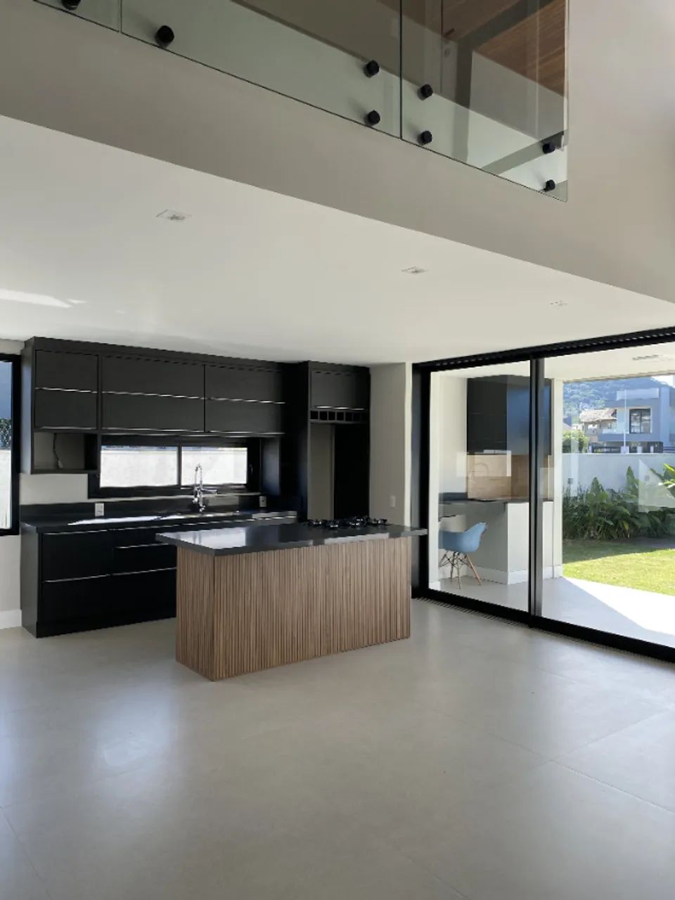 Aluguel Casa - Lagoa da Conceição - 3 Suítes - Foto 4
