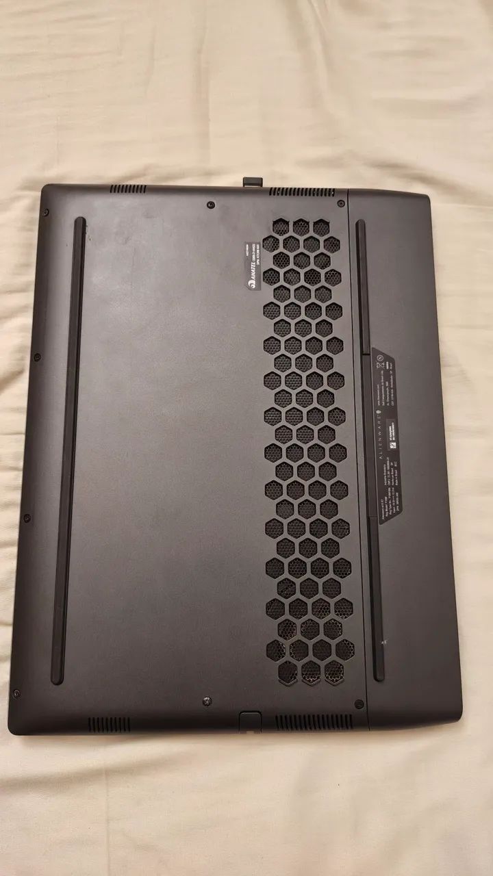 Notebook Gamer Dell Alienware M15 R7  - Foto 4