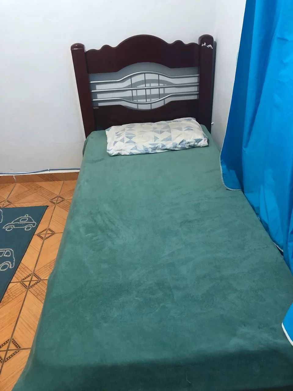 Single bed65082764983299122