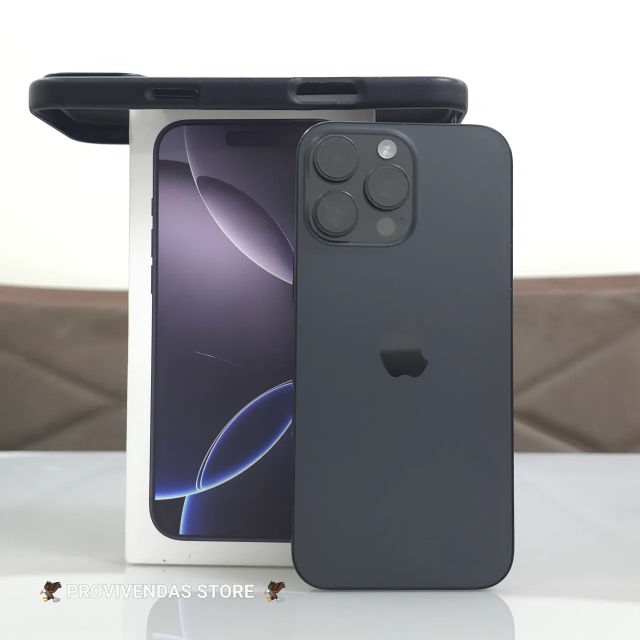 IPHONE 16 PRO MAX 256GB BLACK TITANIUM - BATERIA 92% - Celulares e
