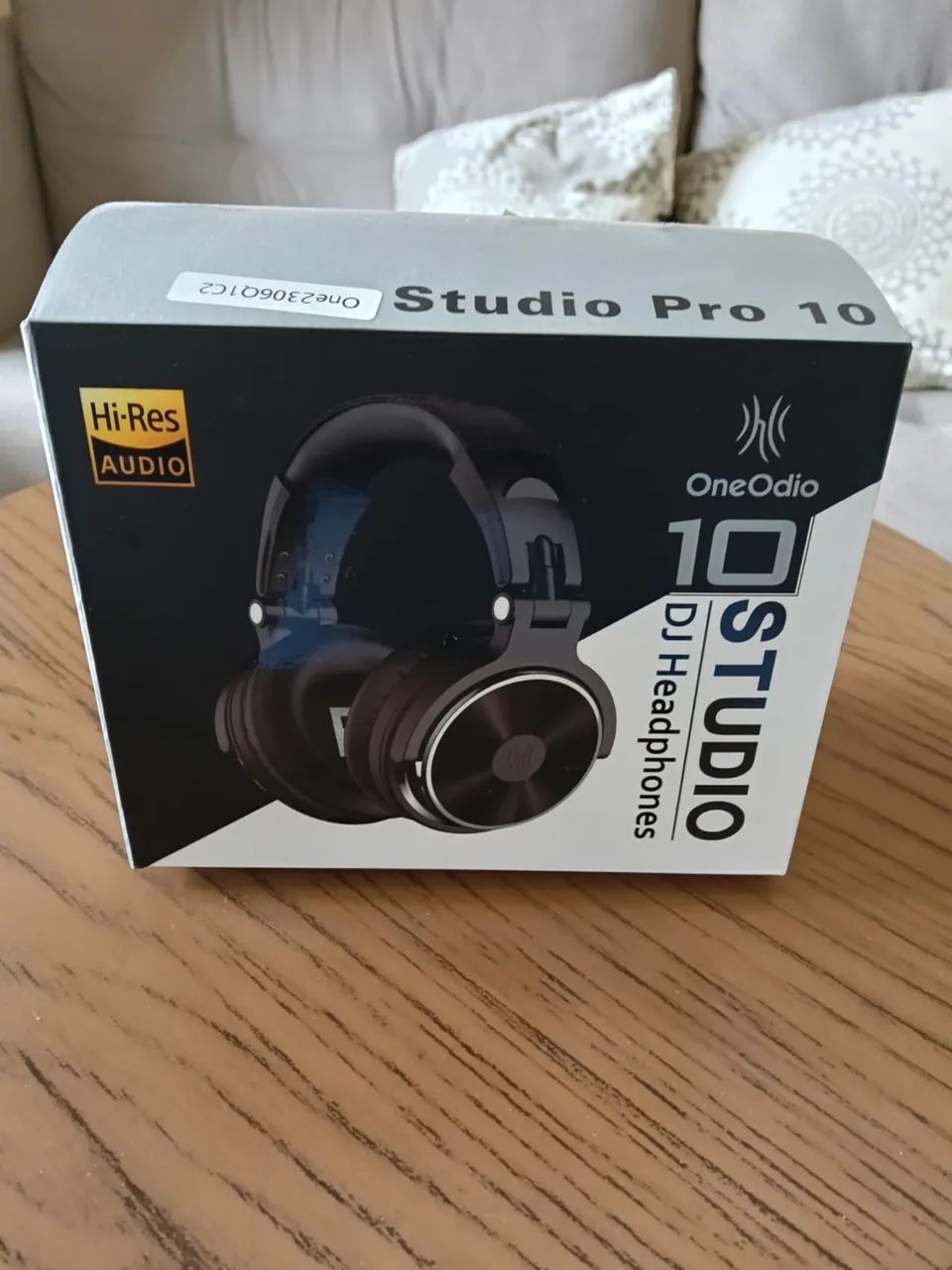 Headphone