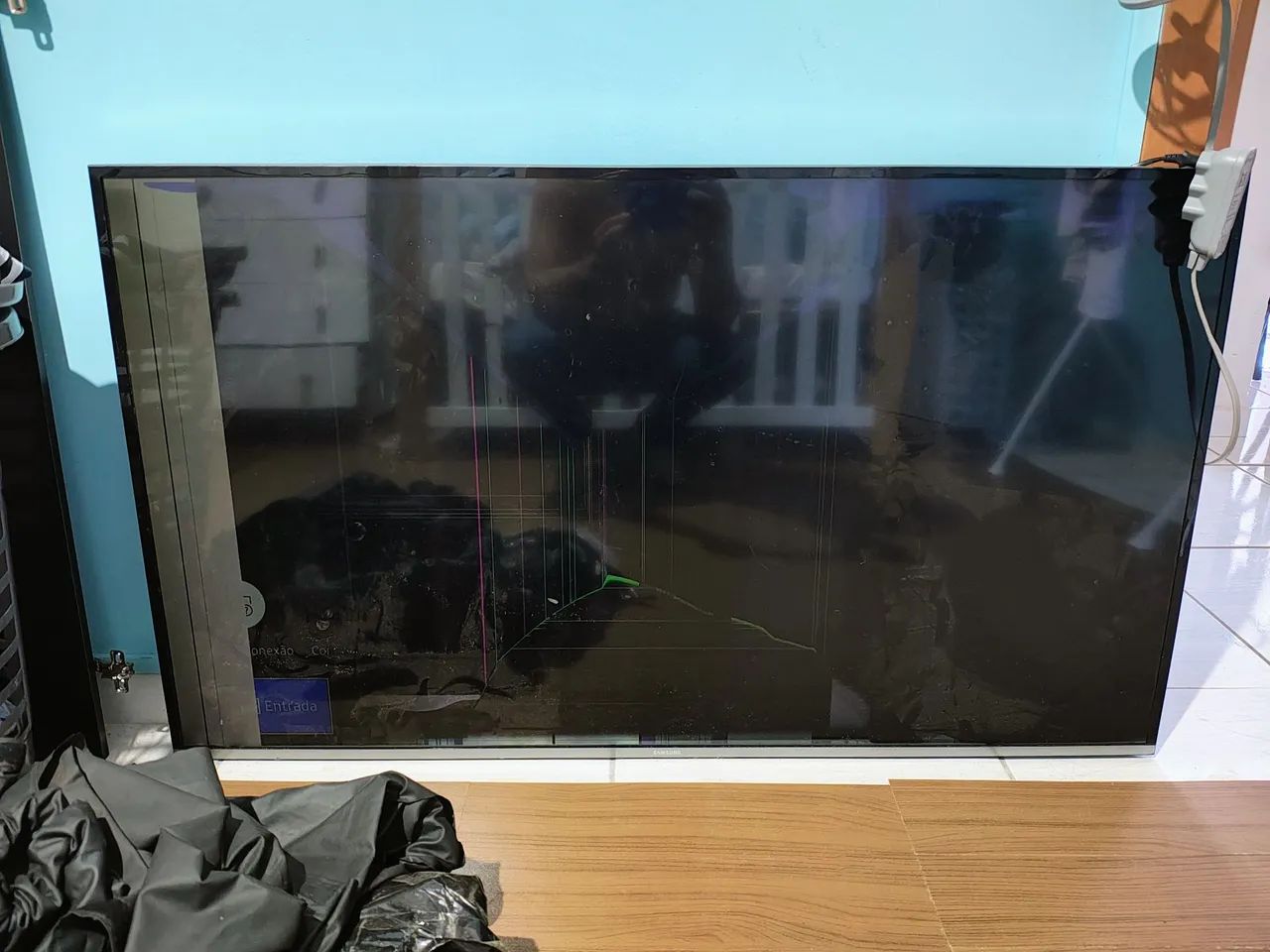 Tv Samsung 49 polegadas tela rachada  - Foto 5