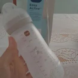 Mamadeira MAN 330ml (praticamente nova)
