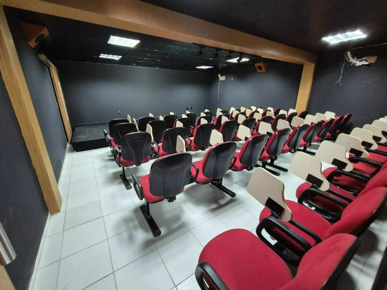 Prédio Comercial para alugar - 1.000 m² a 2 quadras da Av. Washington Soares - Foto 3