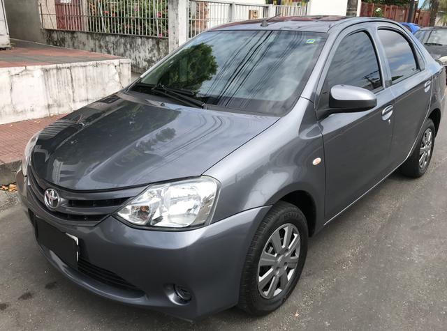 Toyota Etios sedan 1.5 2016