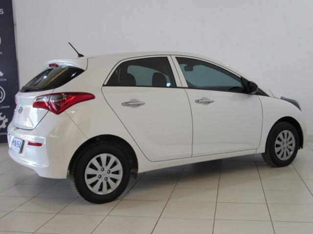 HYUNDAI HB20 1.0 COMFORT 12V FLEX 4P 2017 - Foto 4