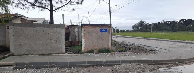 Vende-se terreno