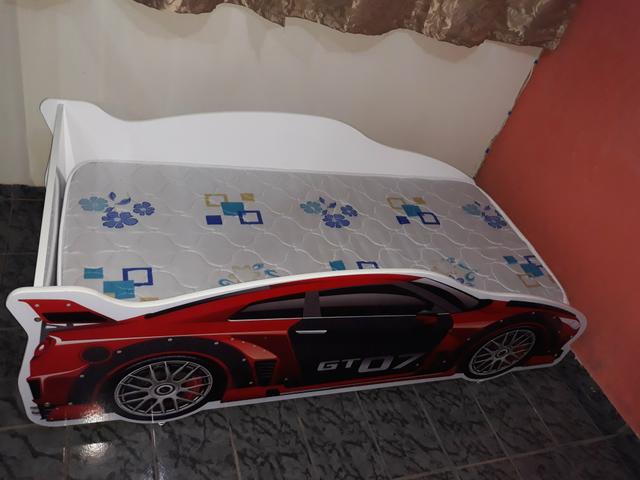 Mini cama infantil com o colchão