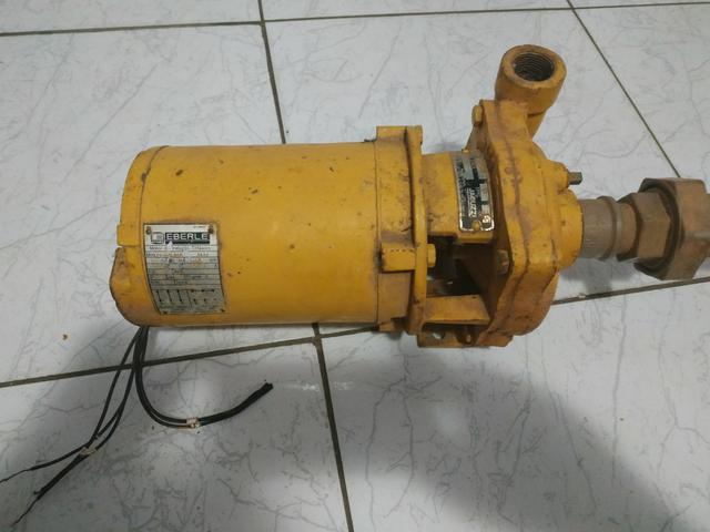 Bomba Jacuzzi Trifásico 3,0 CV 220/380