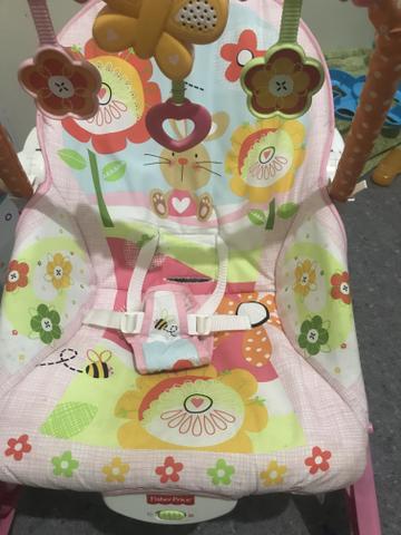 Cadeirinha fisher price vibra e toca - Foto 2