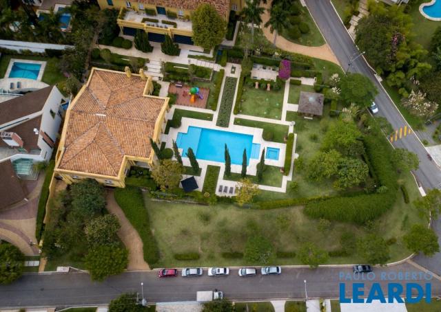 Casa de condomínio à venda com 5 dormitórios em Tamboré, Santana de parnaíba cod:452083