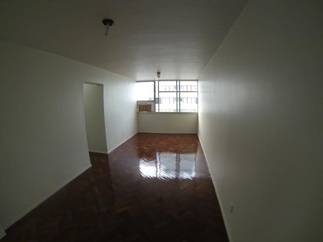 3 Quartos - Botafogo - Vista p/ Cristo e Pão de Açúcar - Andar alto - Foto 3