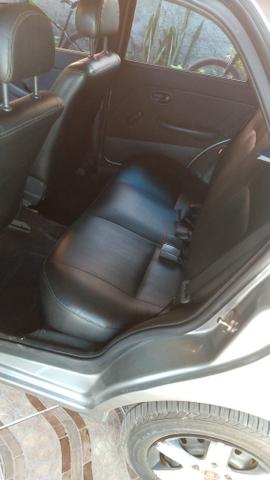Vendo Fiat Palio ano 11/12 - Foto 5