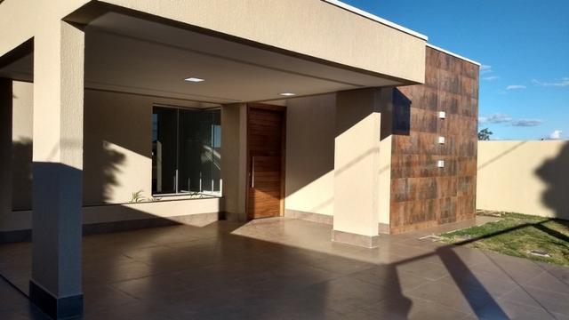Samuel Pereira oferece: Casa 3 Quartos Nova Moderna Sobradinho Churrasqueira CABV
