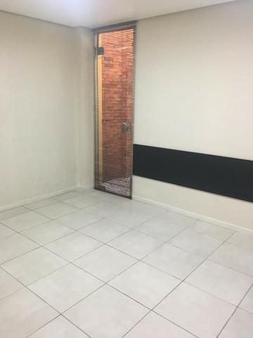 Sala Comercial, Palhoça, 150m2, térreo. Alto Padrão - Foto 12